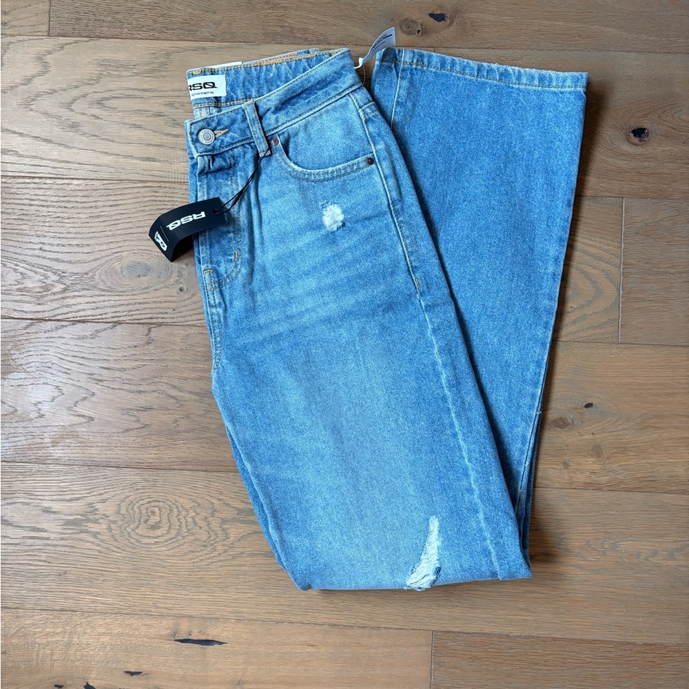 Tillys Light Blue Straight Leg Jeans